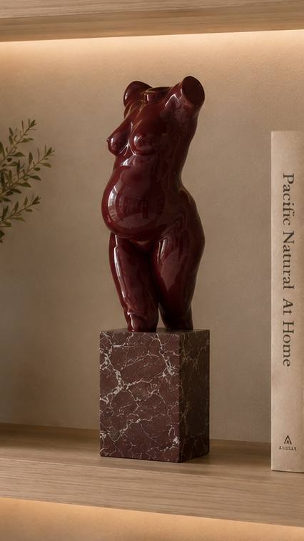 Oxblood lacquer finish, detail.